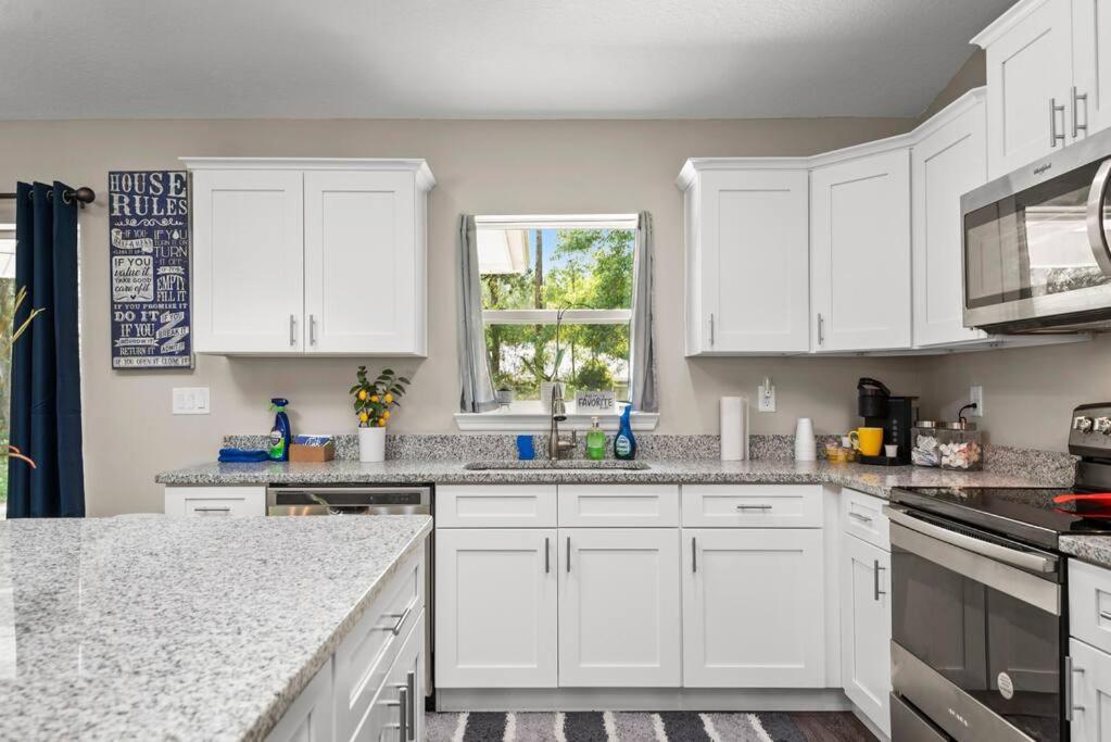 Pet-Friendly, Heated Pool, Close To Everything 3 Bedroom Home Dunnellon Bagian luar foto