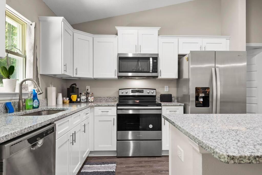 Pet-Friendly, Heated Pool, Close To Everything 3 Bedroom Home Dunnellon Bagian luar foto